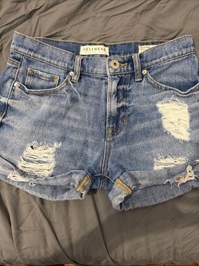 Bullhead Denim Co. Boyfriend Shorts – Size 3 (Juniors) ☀️